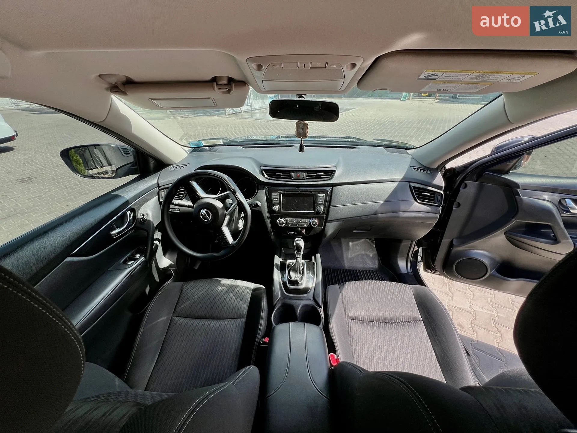 2017 Nissan Rogue - мініатюра 14