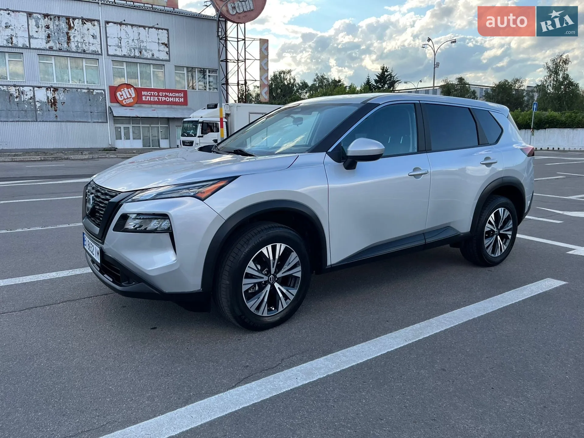 2023 Nissan Rogue - мініатюра 4