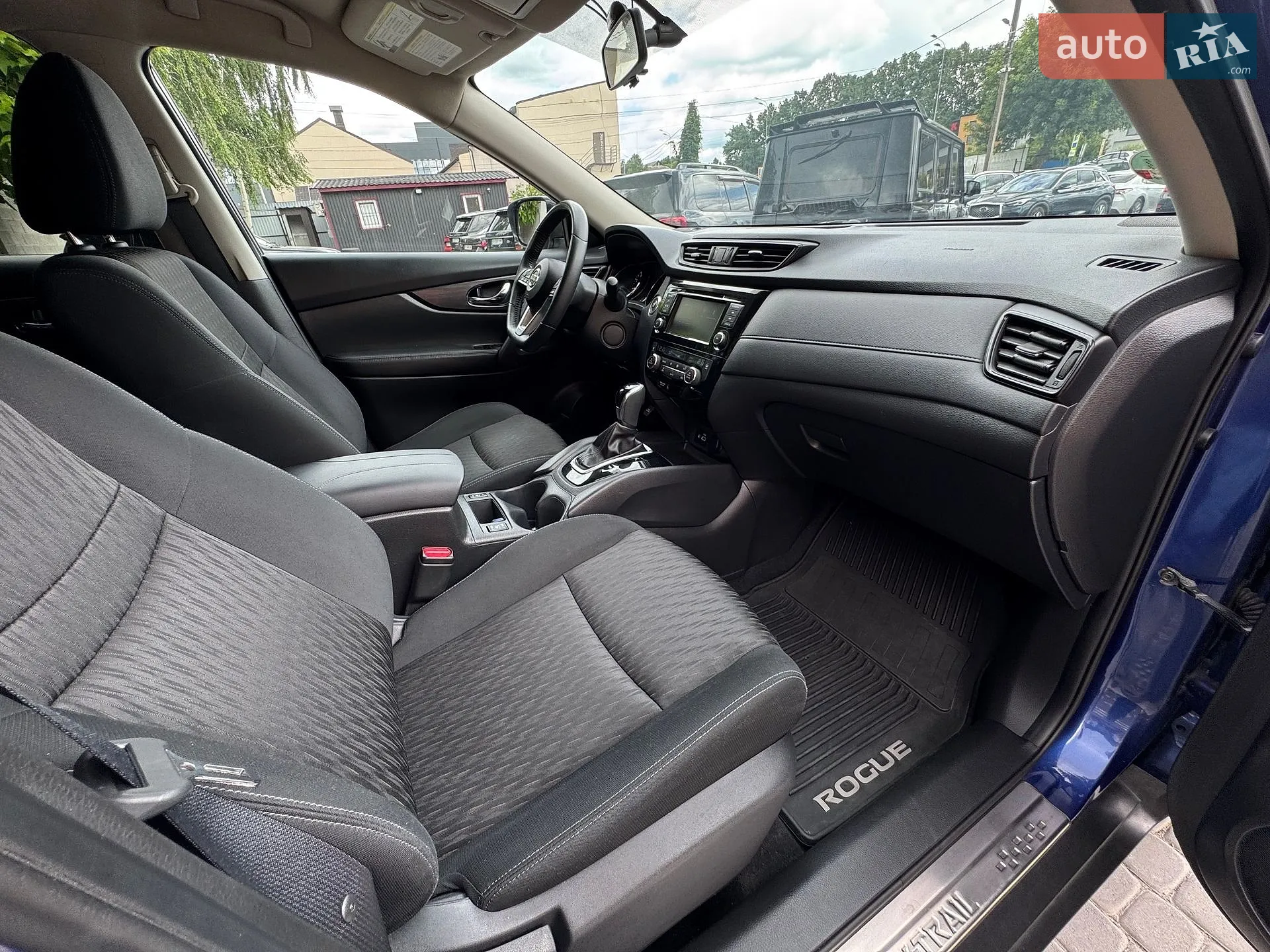 2018 Nissan Rogue - мініатюра 27