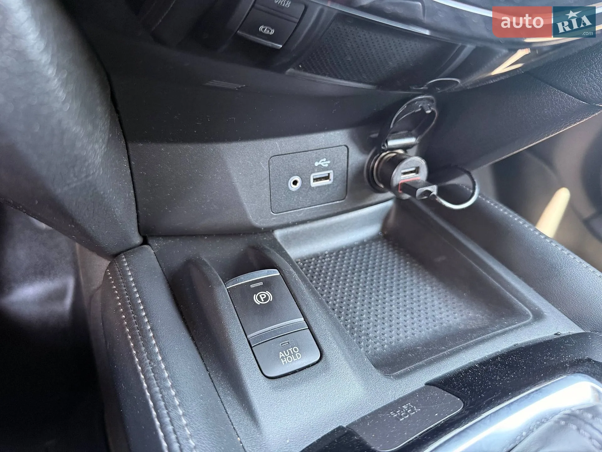 2019 Nissan Rogue - мініатюра 17