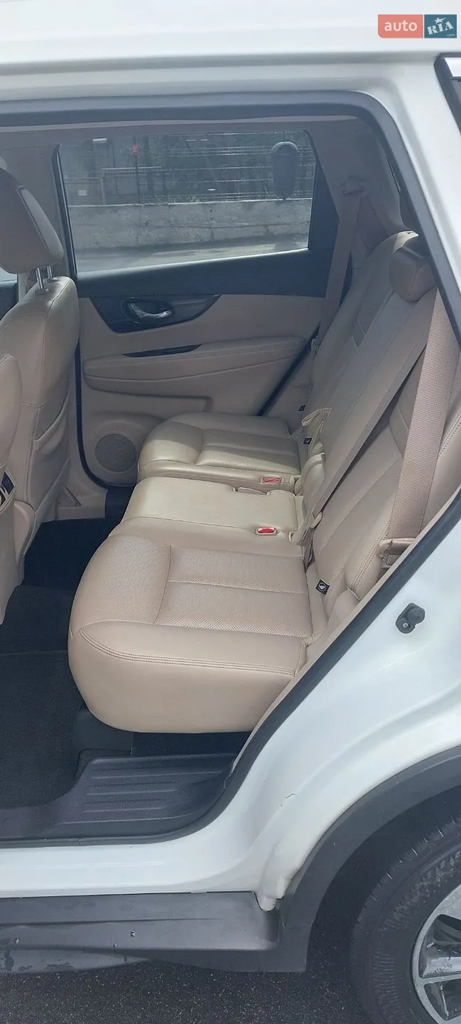 2018 Nissan Rogue - мініатюра 9
