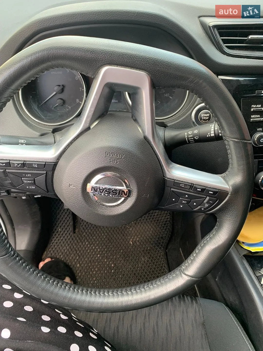 2017 Nissan Rogue - мініатюра 4