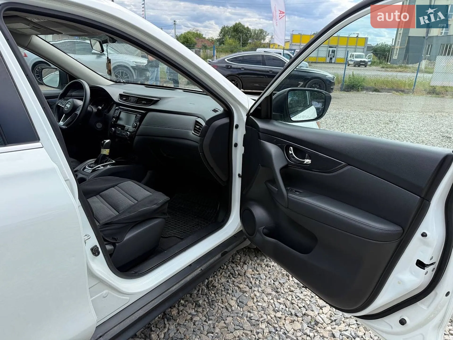2018 Nissan Rogue - мініатюра 19