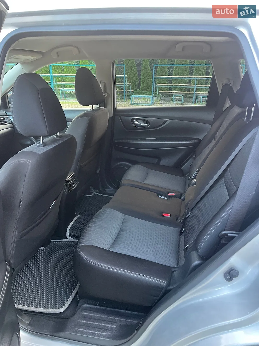 2017 Nissan Rogue - мініатюра 10