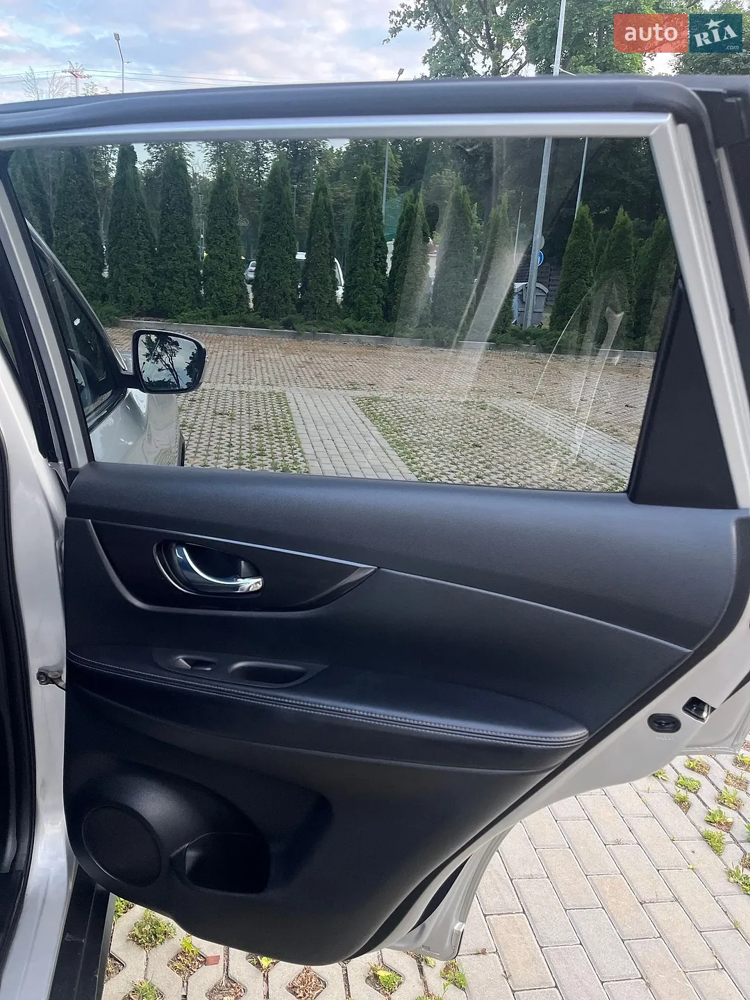2017 Nissan Rogue - мініатюра 15