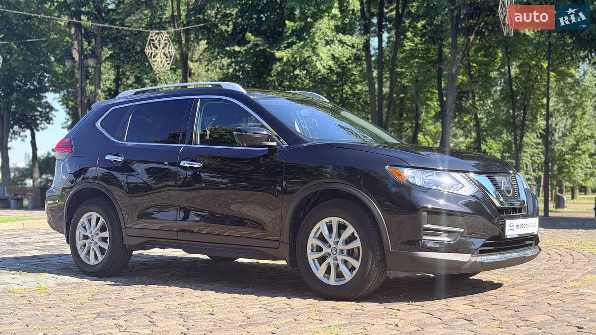 2017 Nissan Rogue - мініатюра 8