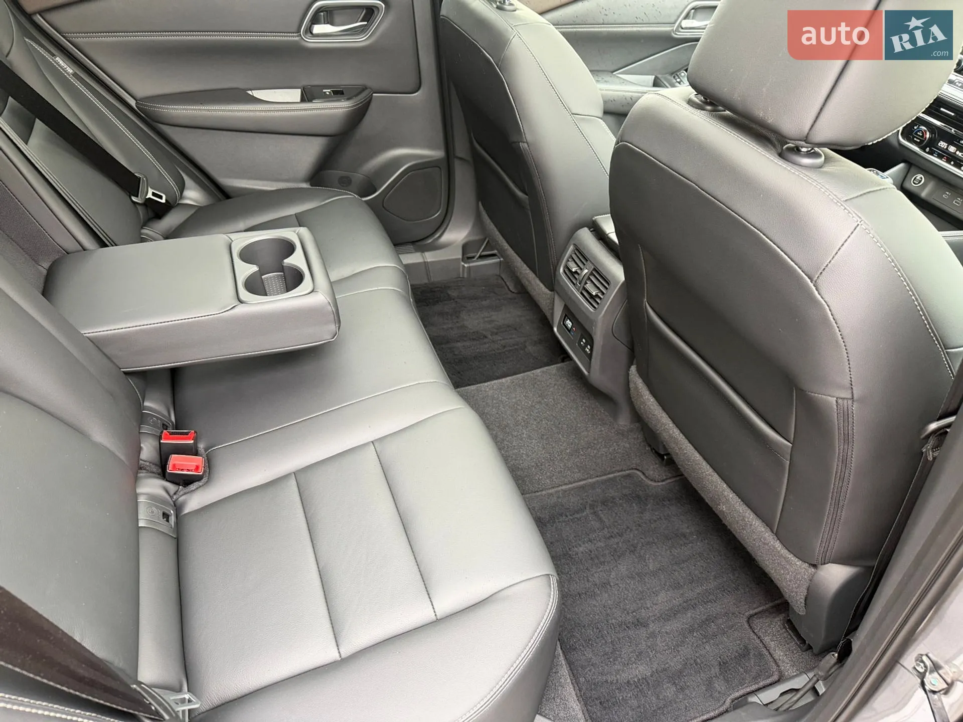 2021 Nissan Rogue - мініатюра 25