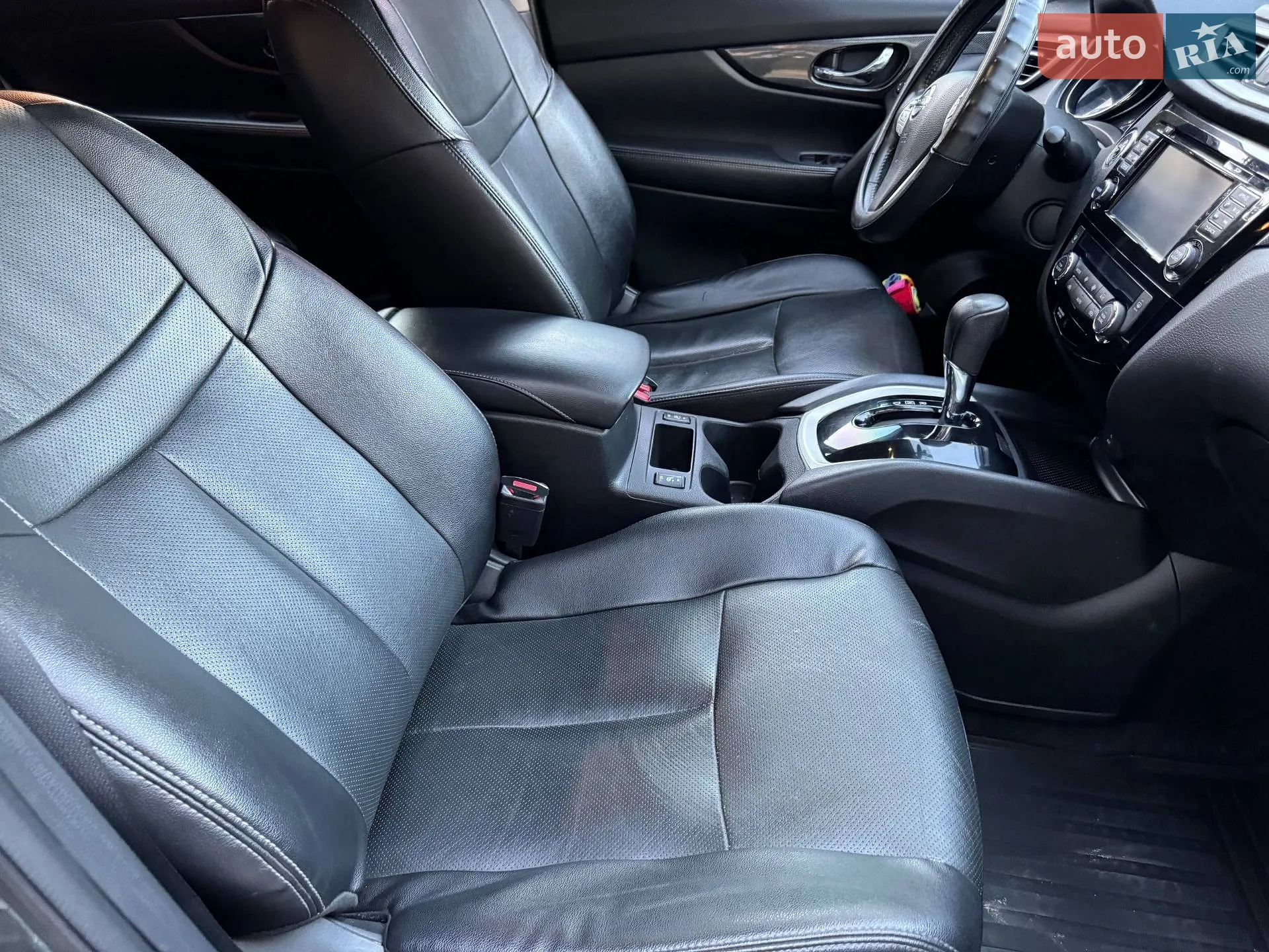 2016 Nissan Rogue - мініатюра 13