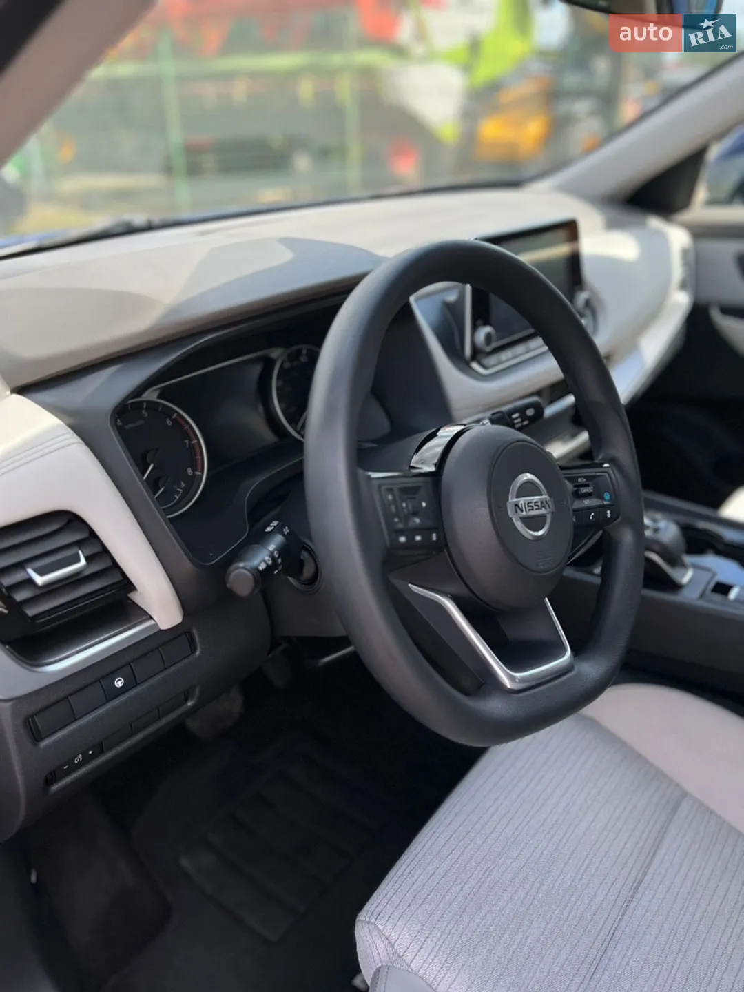 2021 Nissan Rogue - мініатюра 4