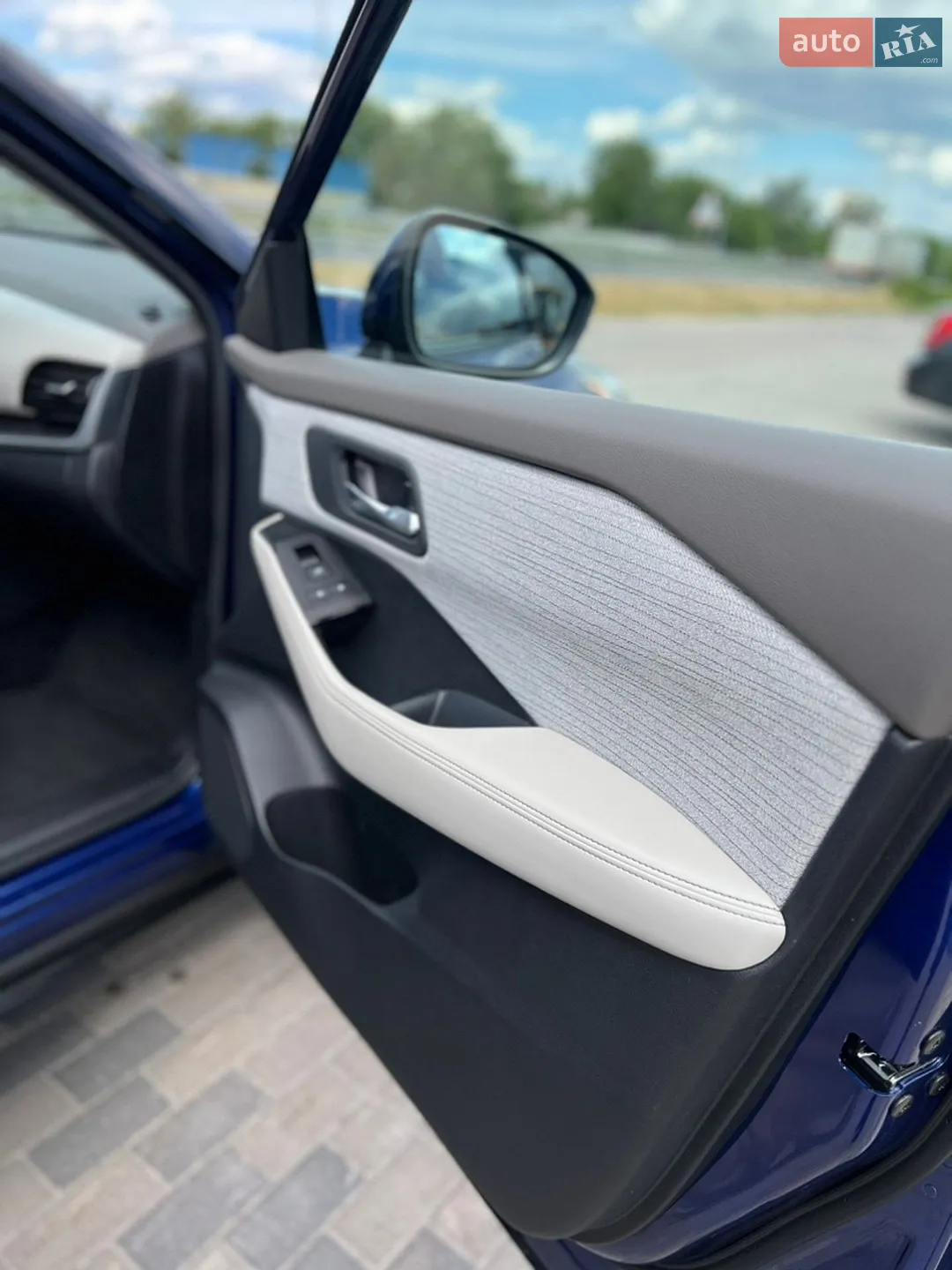2021 Nissan Rogue - мініатюра 15
