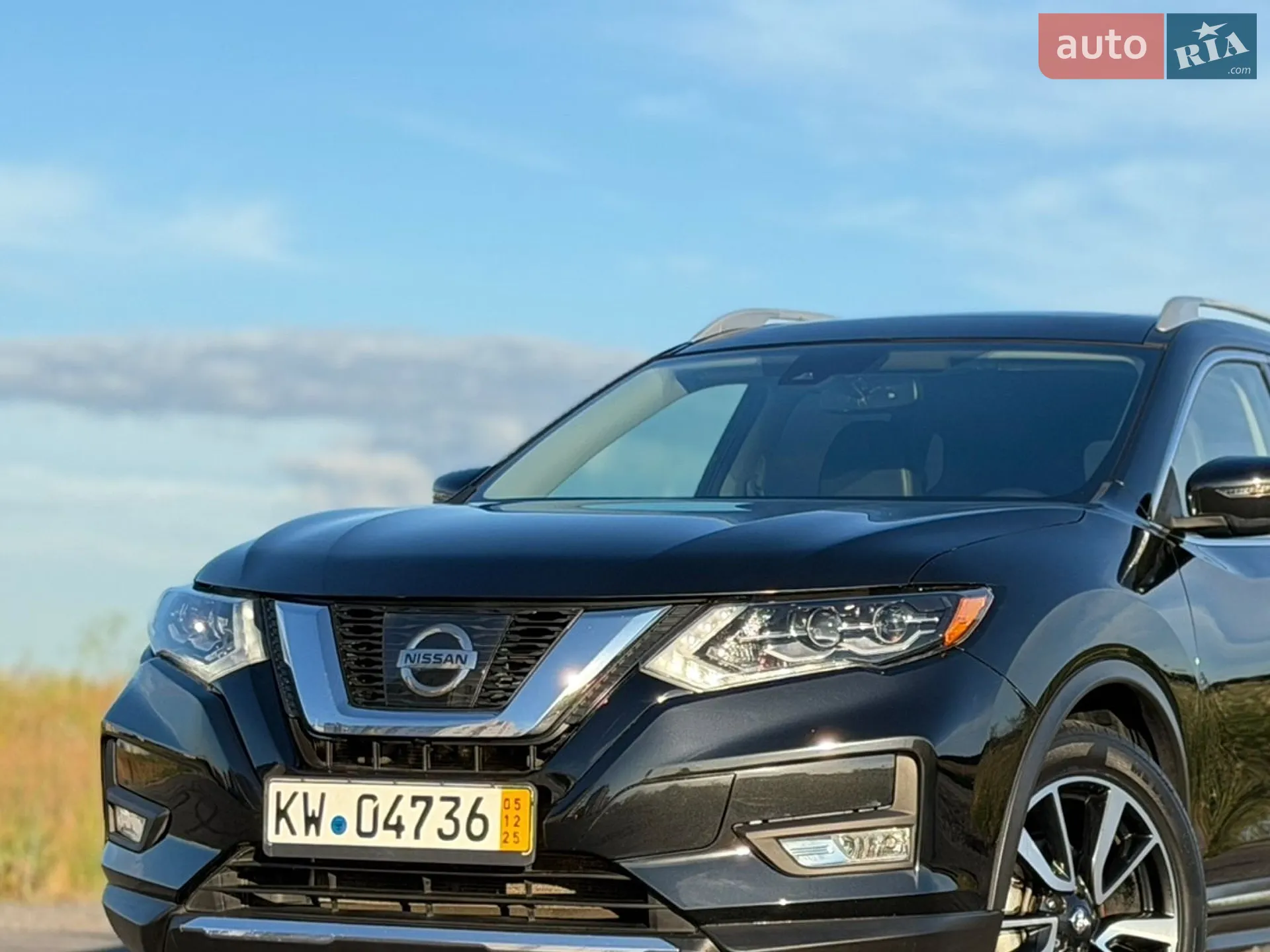 2017 Nissan Rogue - мініатюра 2