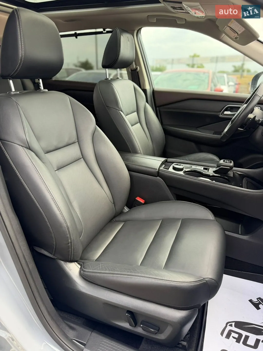 2021 Nissan Rogue - мініатюра 32