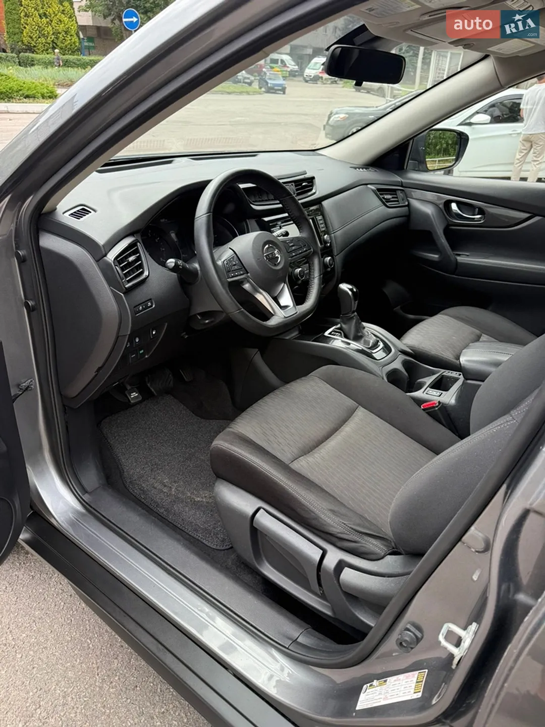 2018 Nissan Rogue - мініатюра 7