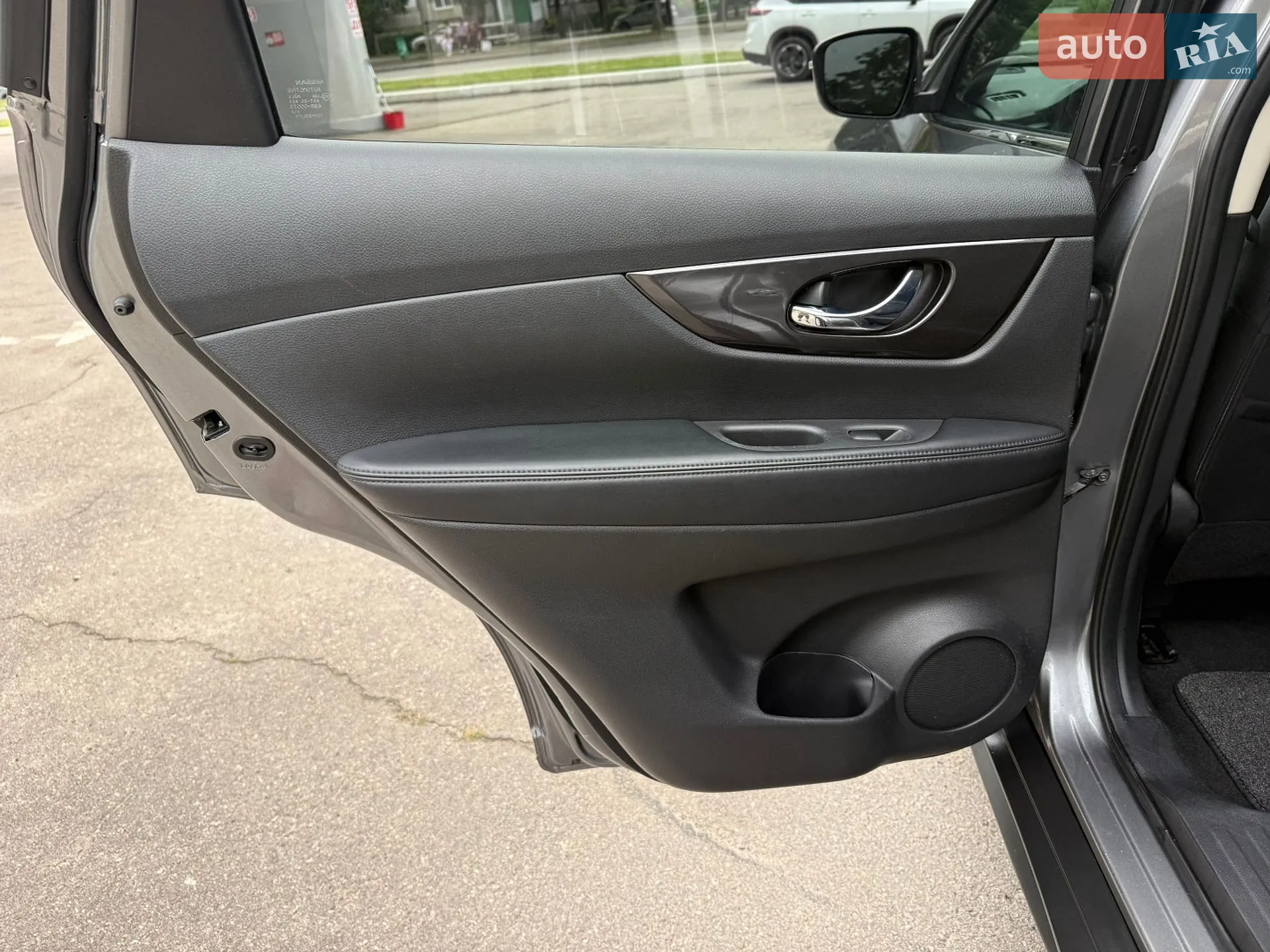 2018 Nissan Rogue - мініатюра 13