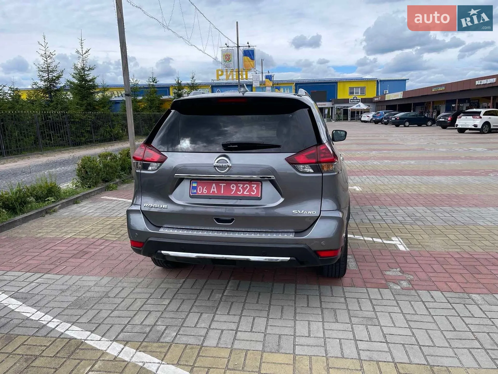2019 Nissan Rogue - мініатюра 11