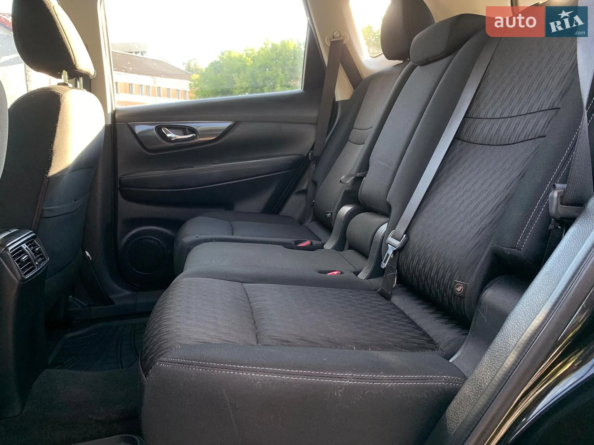 2017 Nissan Rogue - мініатюра 19
