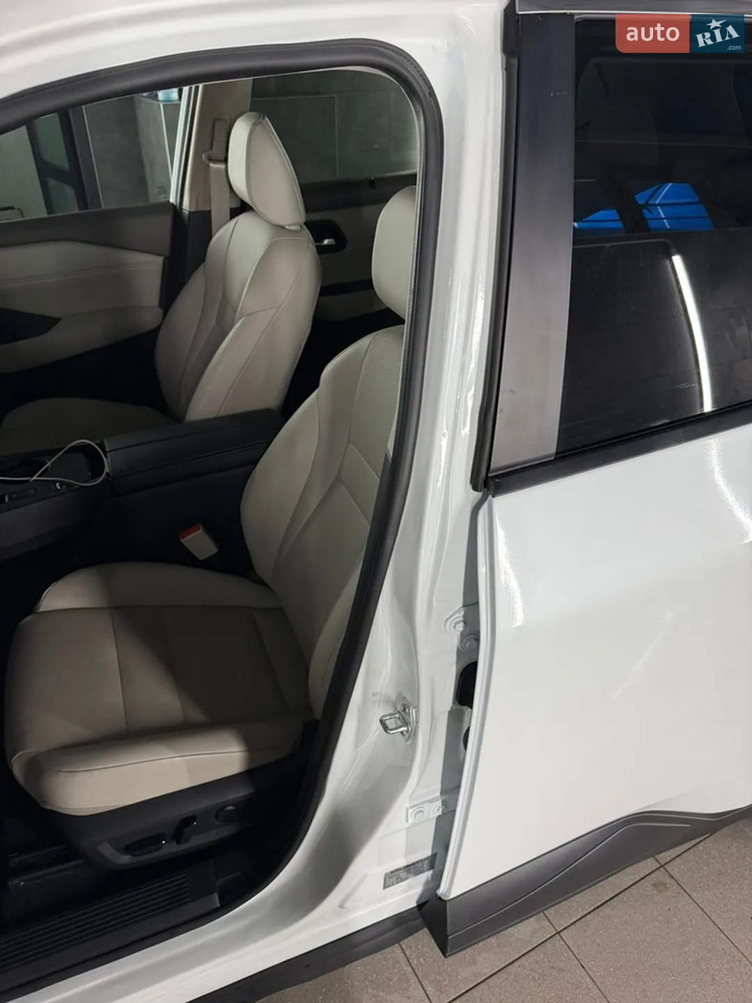 2025 Nissan Rogue - мініатюра 27