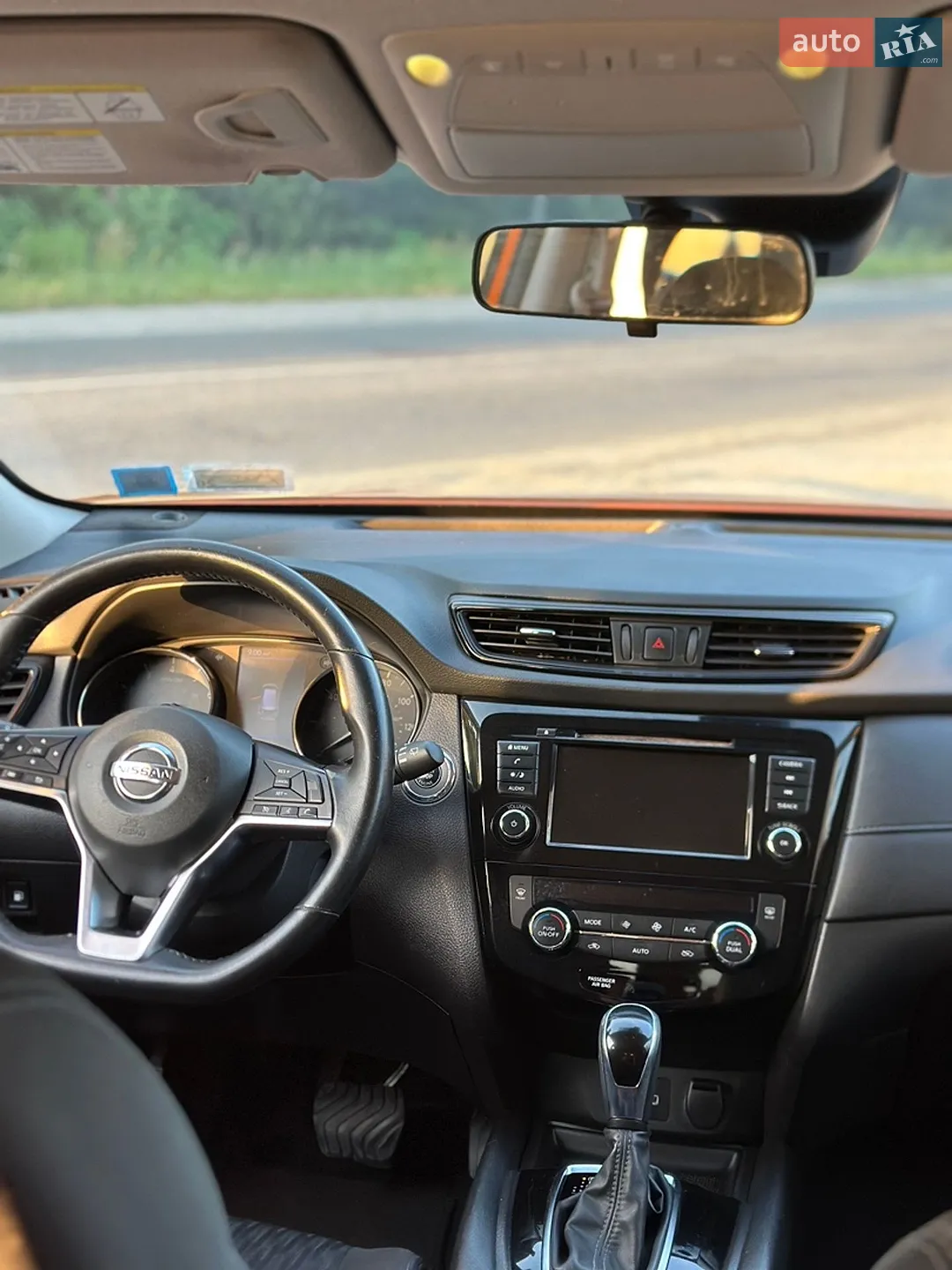 2019 Nissan Rogue - мініатюра 11