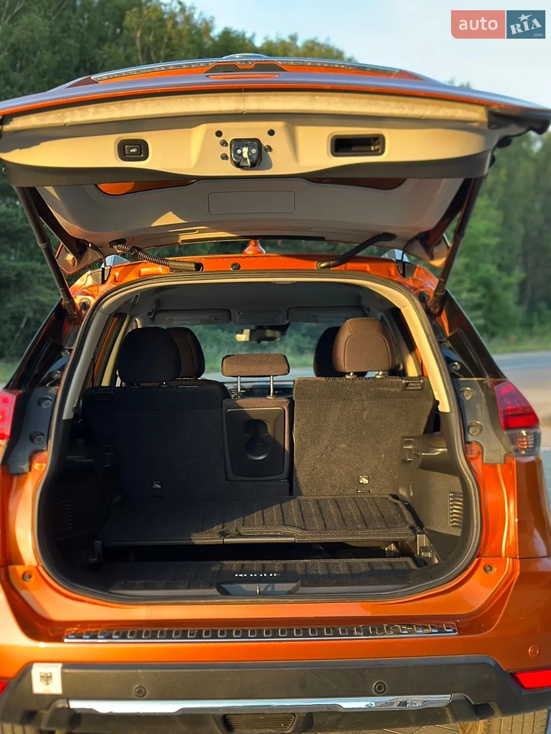 2019 Nissan Rogue - мініатюра 16