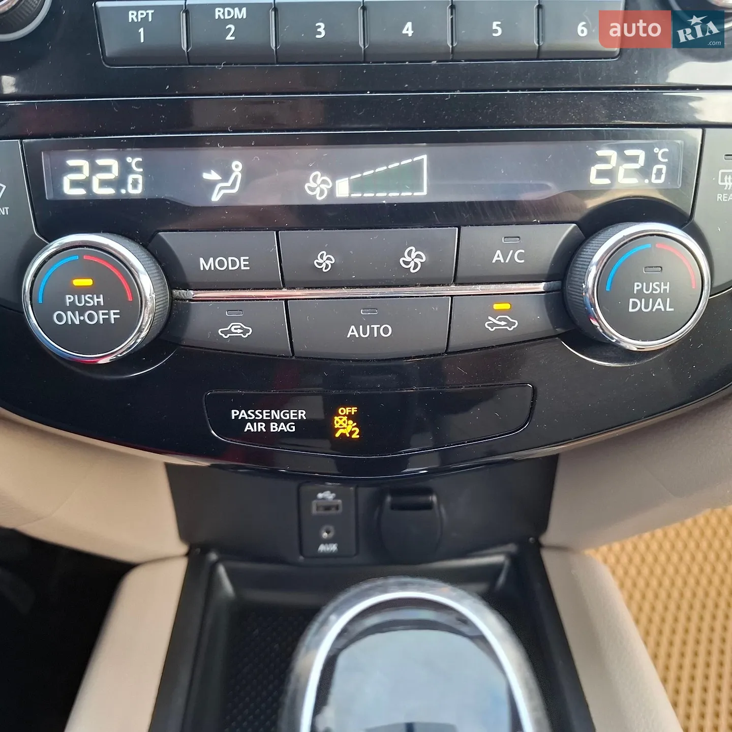 2017 Nissan Rogue - мініатюра 16