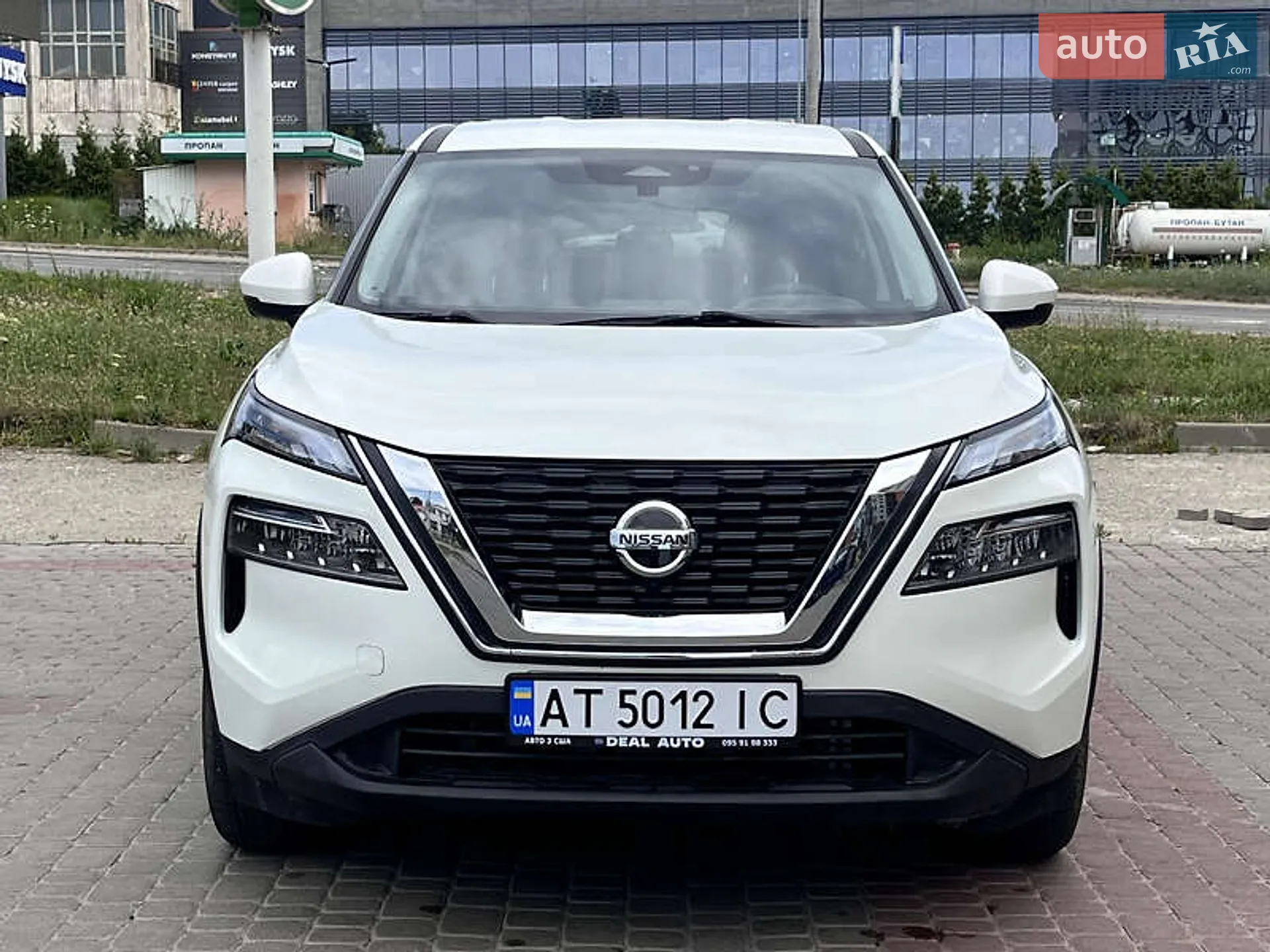 2021 Nissan Rogue - мініатюра 2
