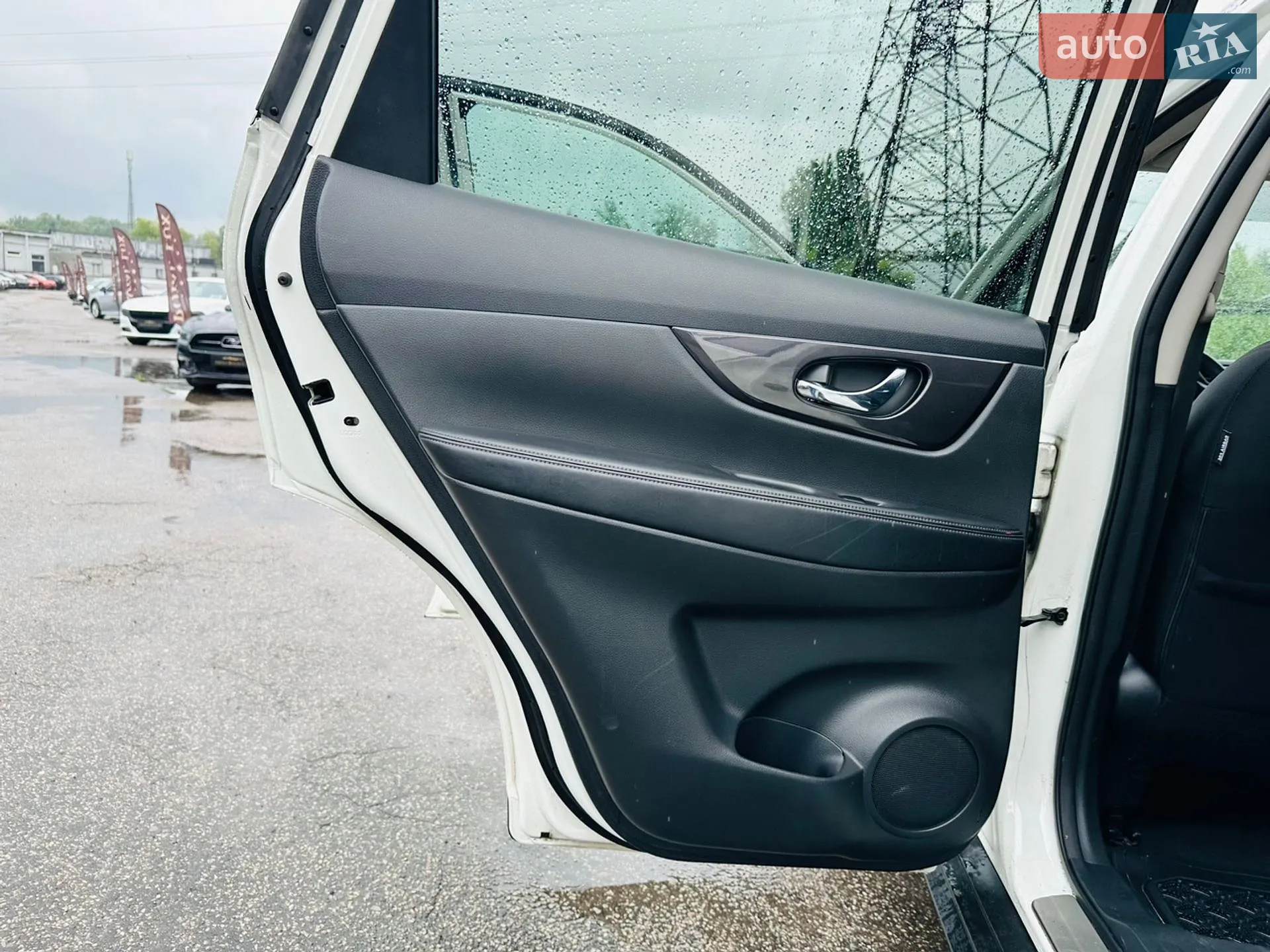 2018 Nissan Rogue - мініатюра 17