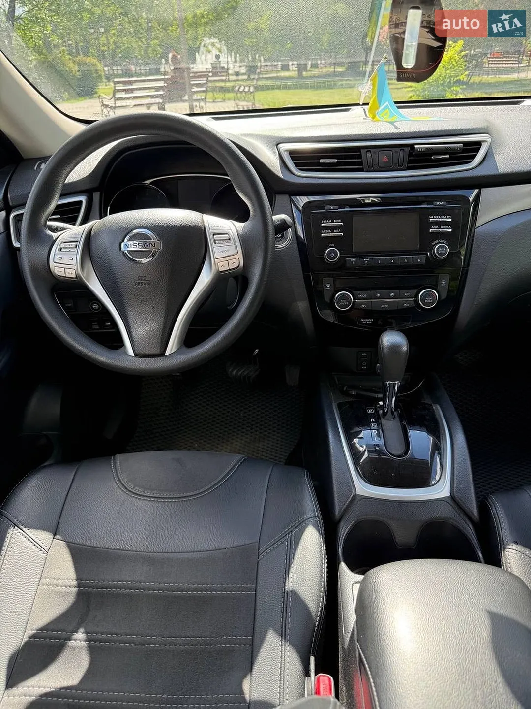 2015 Nissan Rogue - мініатюра 13