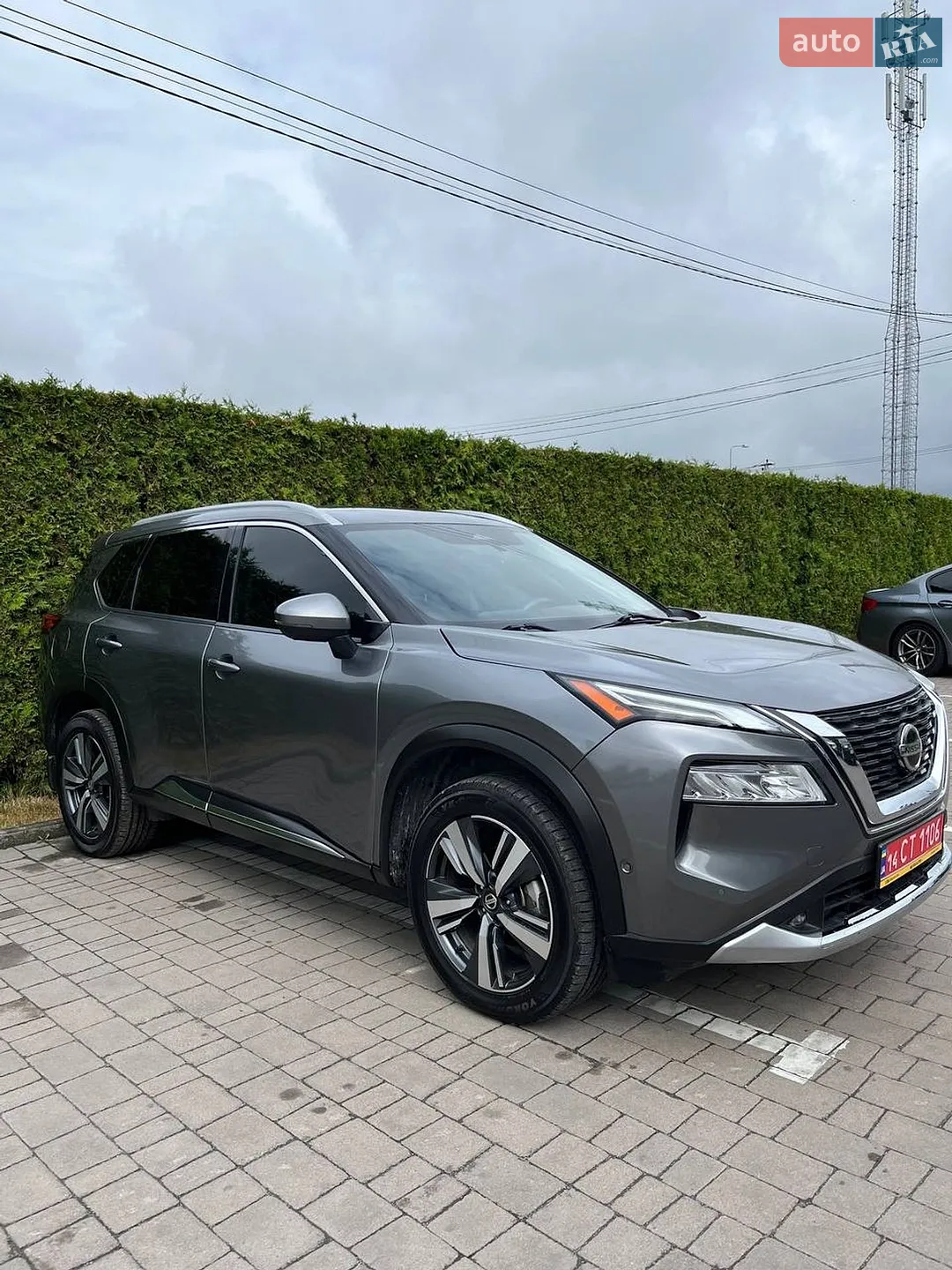 2021 Nissan Rogue - мініатюра 2