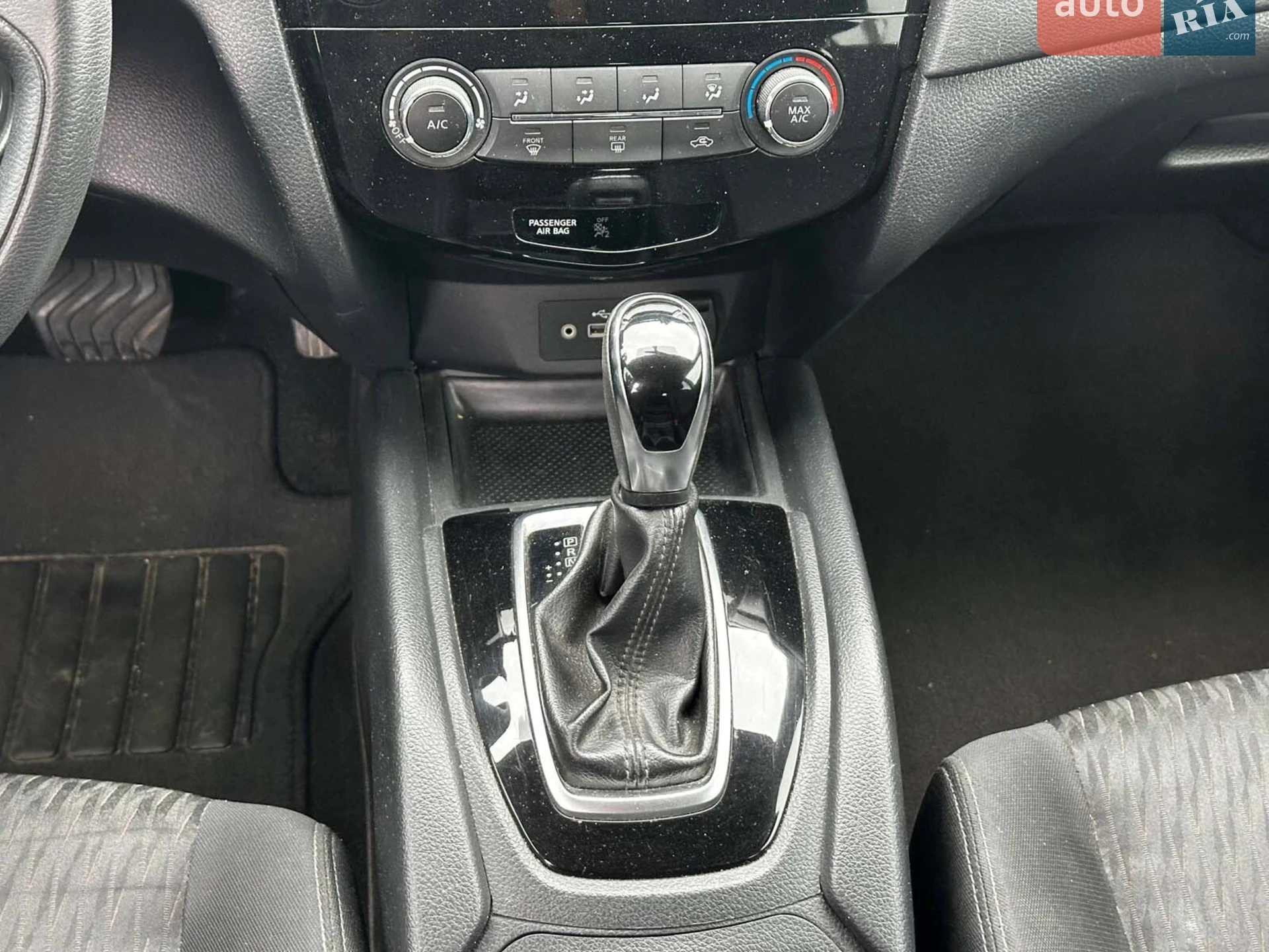 2017 Nissan Rogue - мініатюра 25