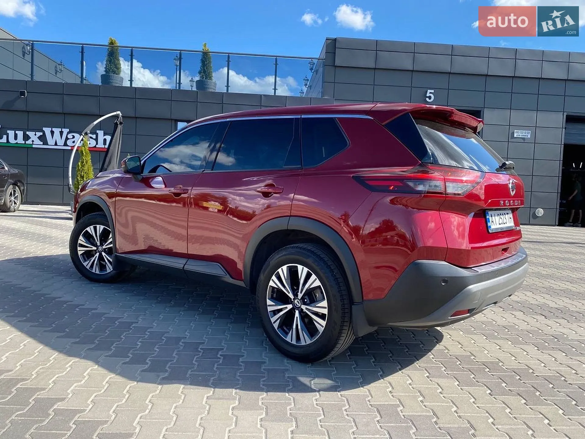 2020 Nissan Rogue - мініатюра 13