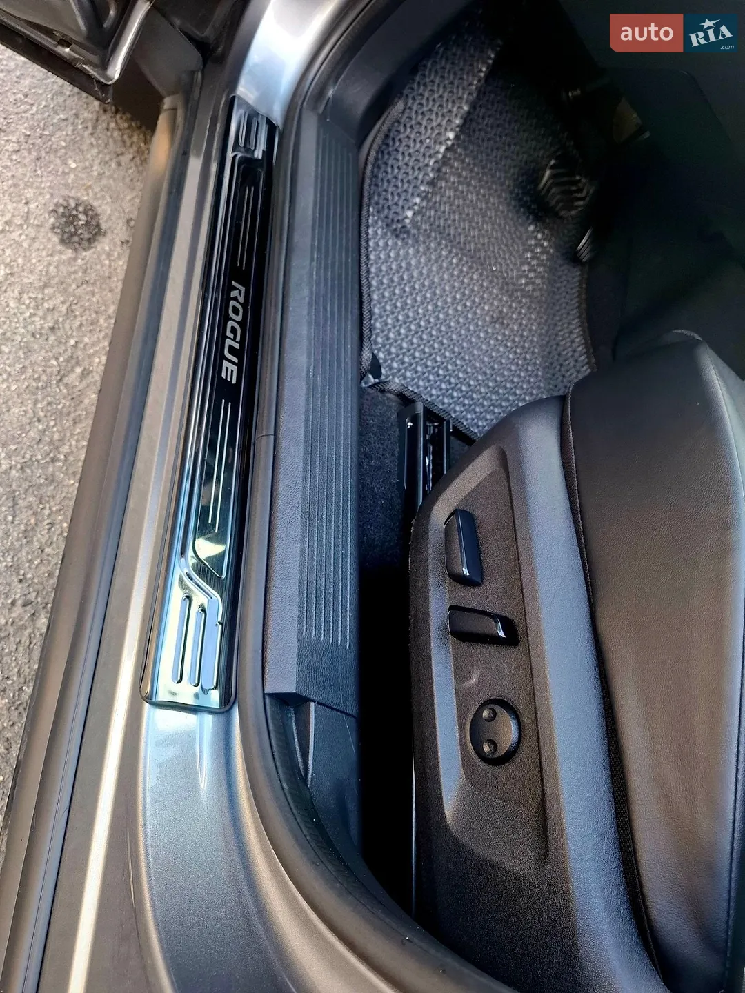2021 Nissan Rogue - мініатюра 22