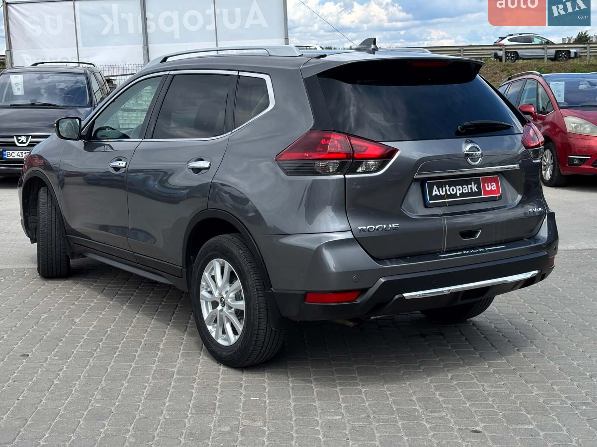 2019 Nissan Rogue - мініатюра 8
