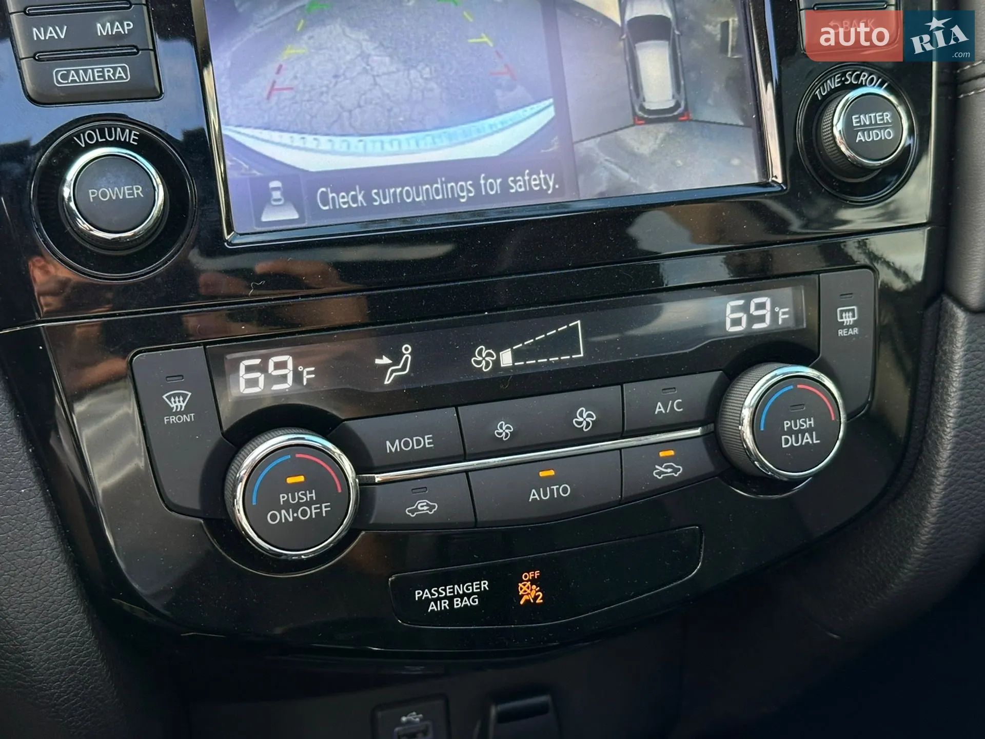 2016 Nissan Rogue - мініатюра 31