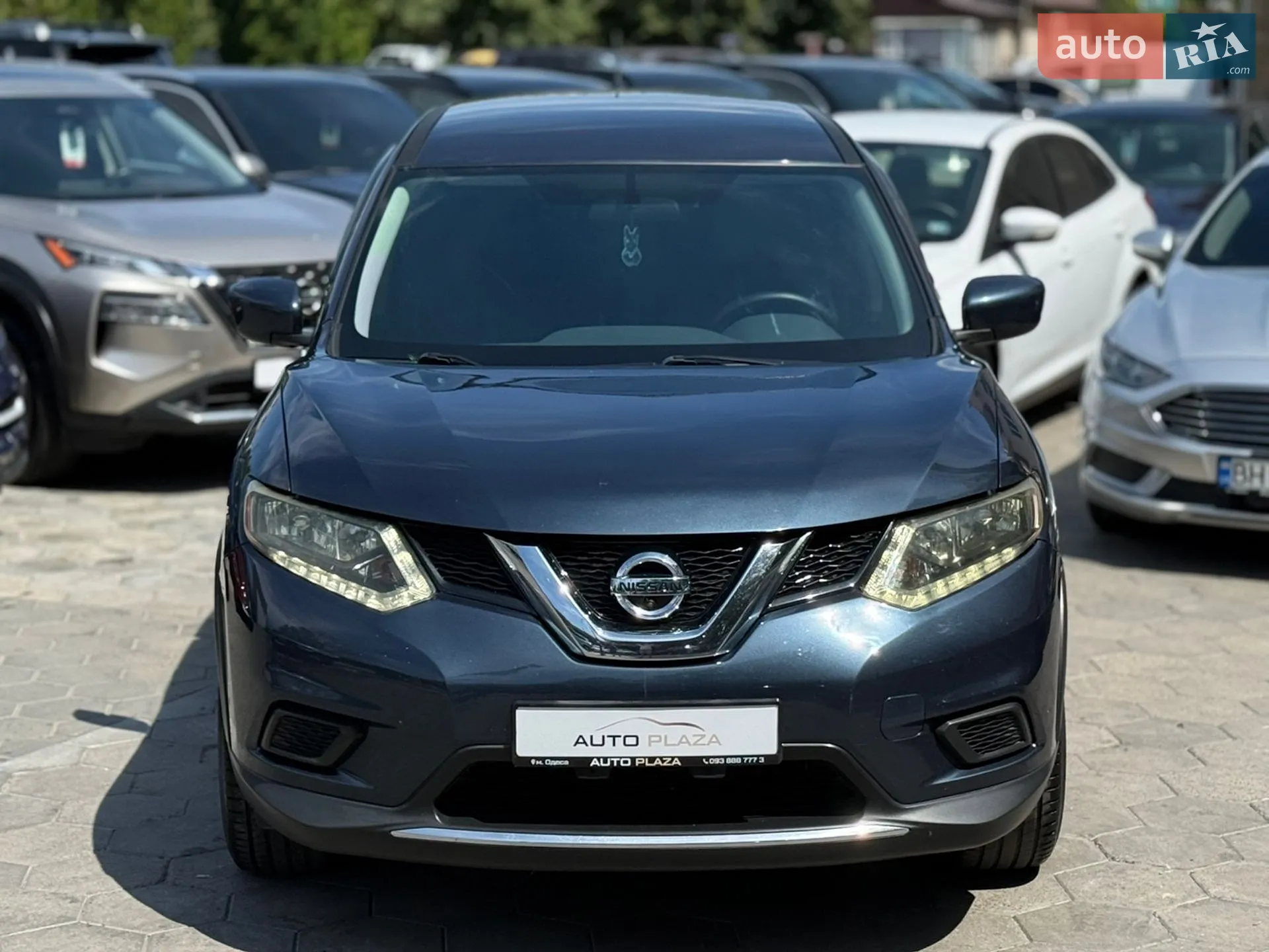 2016 Nissan Rogue - мініатюра 2