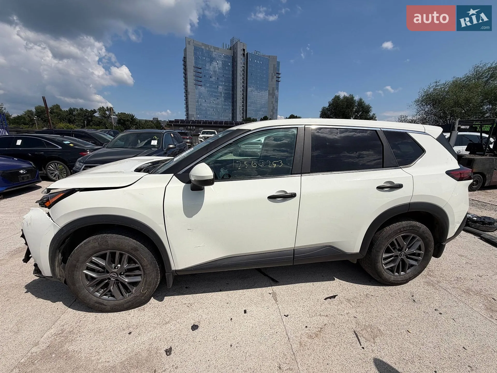 2023 Nissan Rogue - мініатюра 13