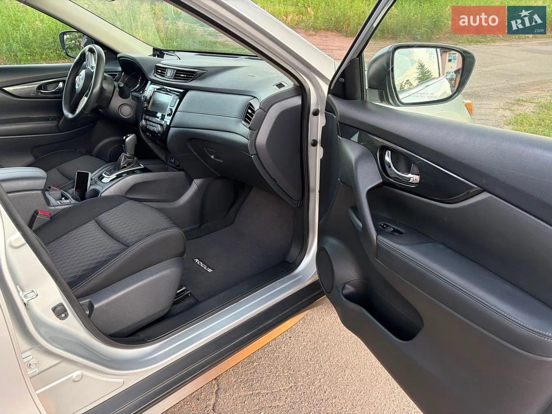 2019 Nissan Rogue - мініатюра 11