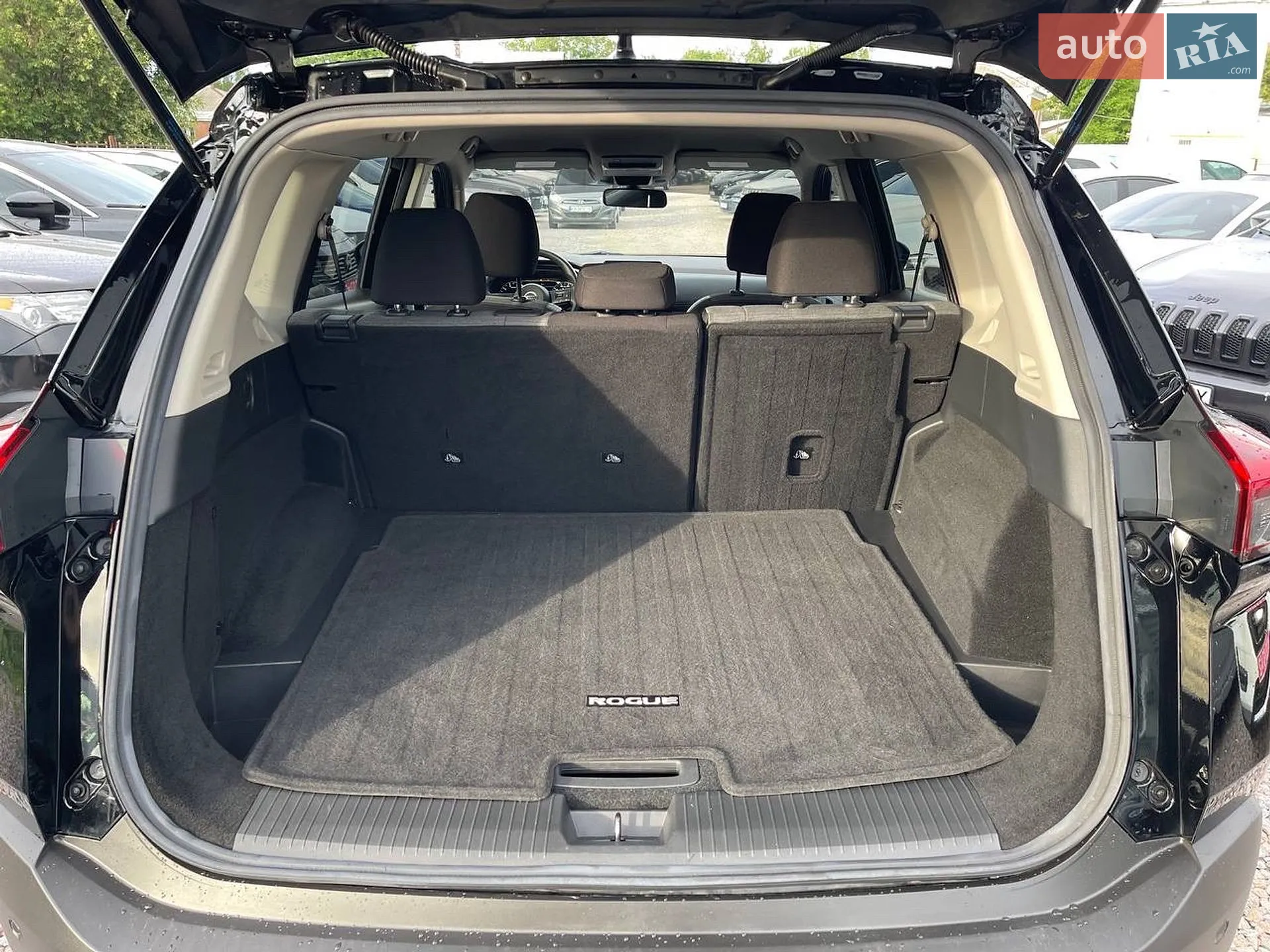 2021 Nissan Rogue - мініатюра 23