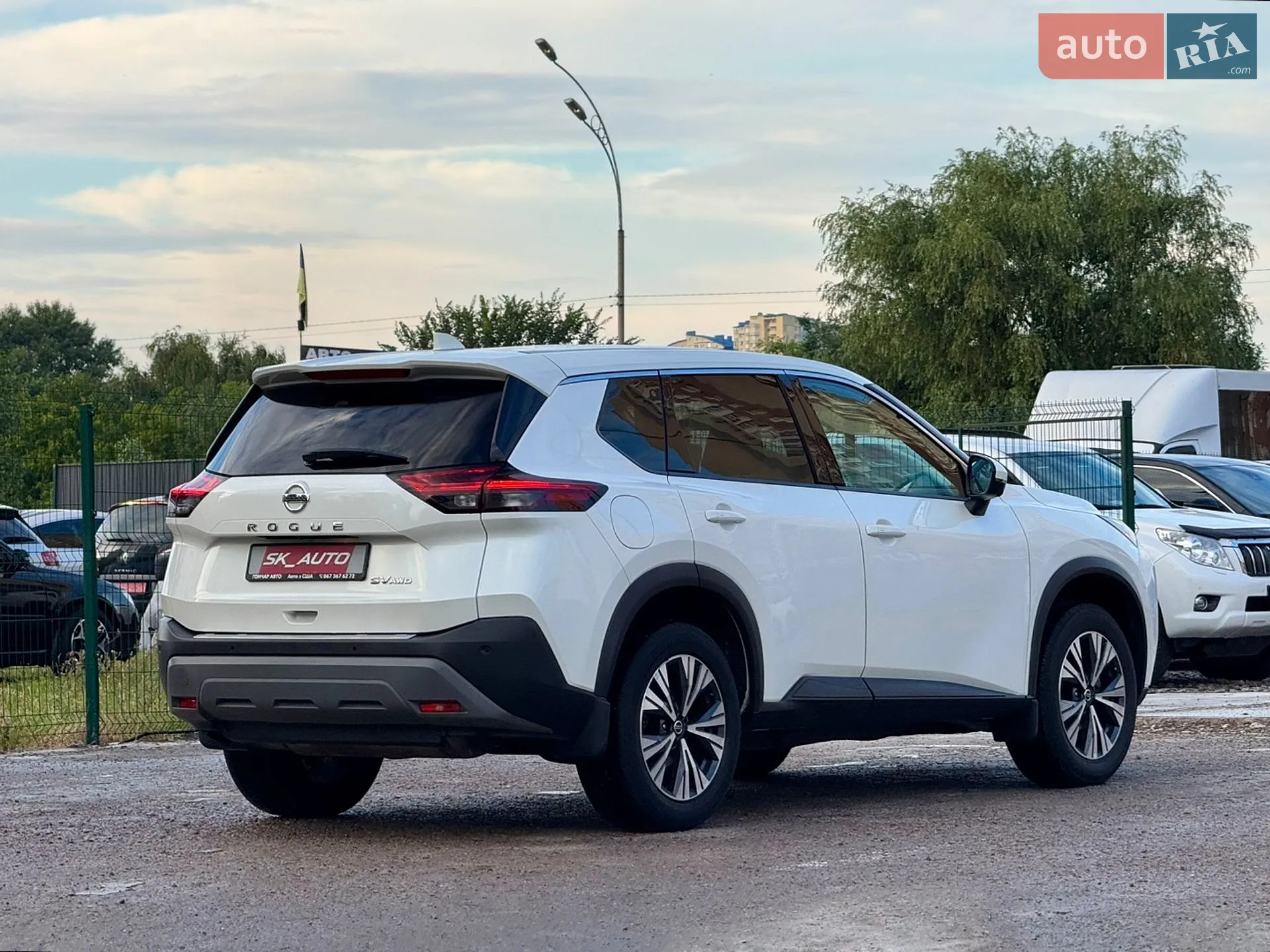2021 Nissan Rogue - мініатюра 6