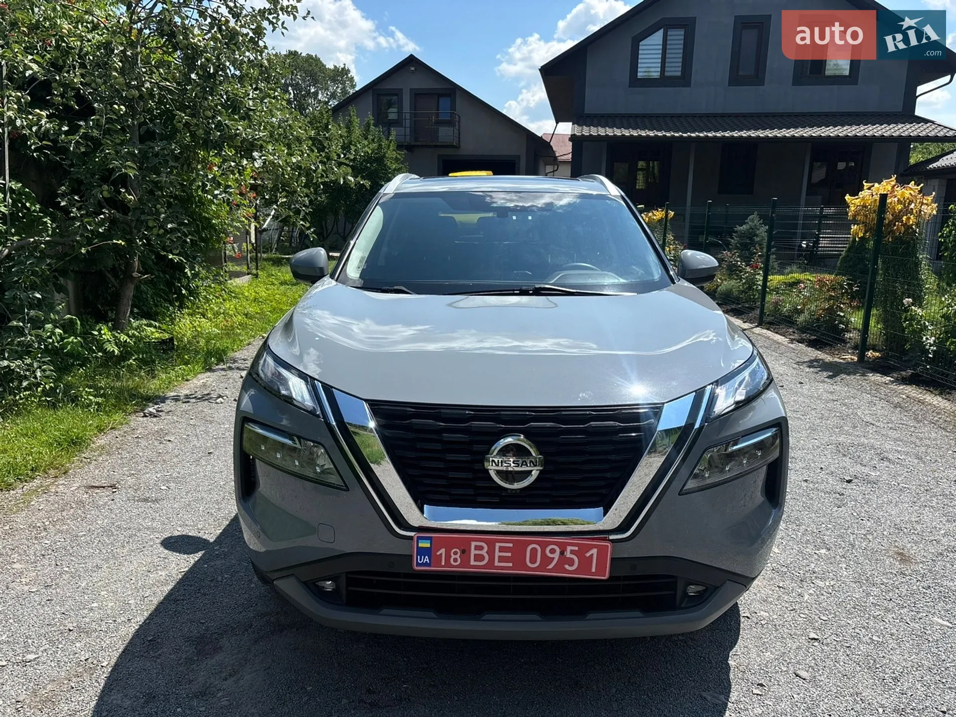 2021 Nissan Rogue - мініатюра 2