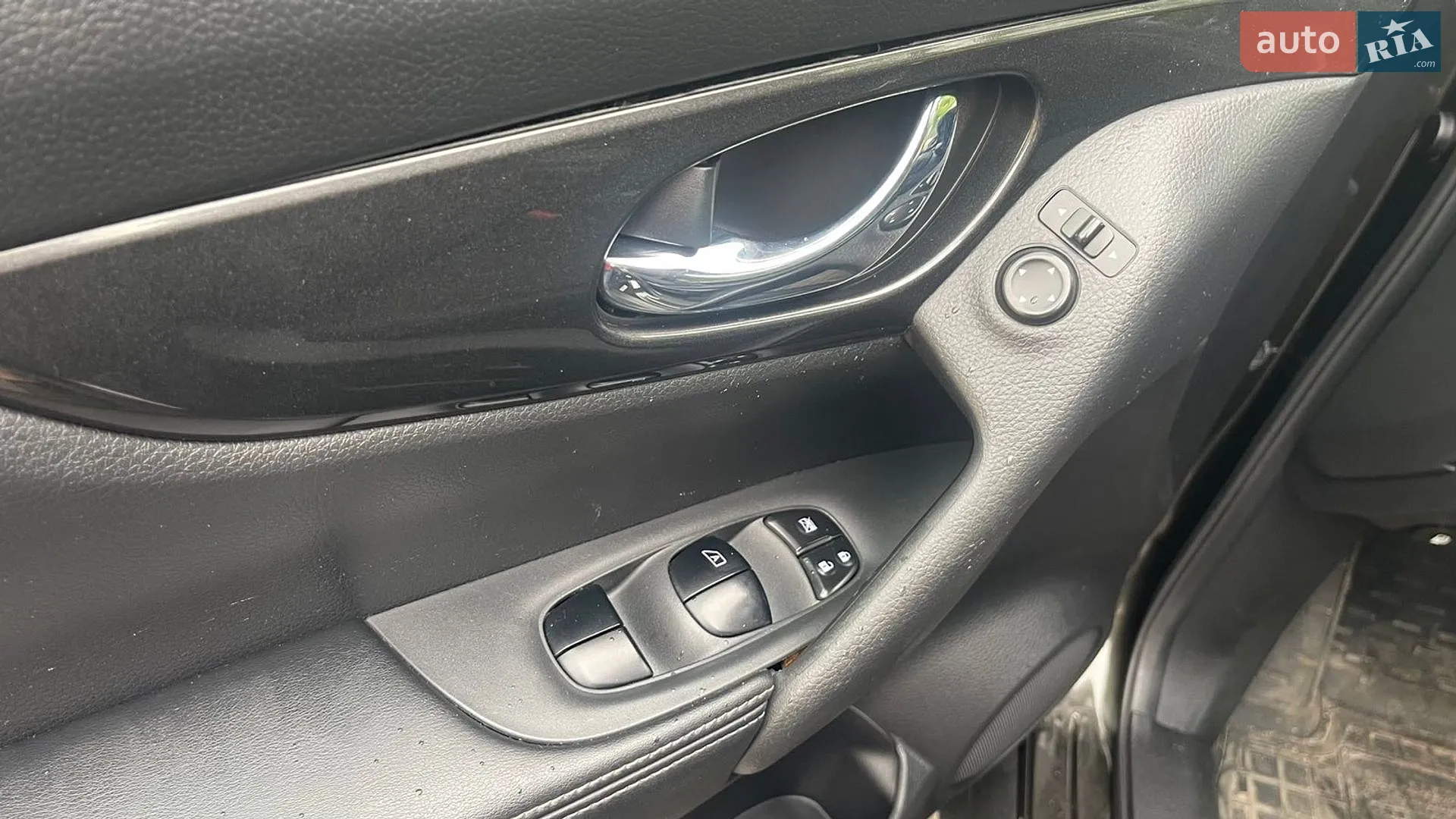 2017 Nissan Rogue - мініатюра 13