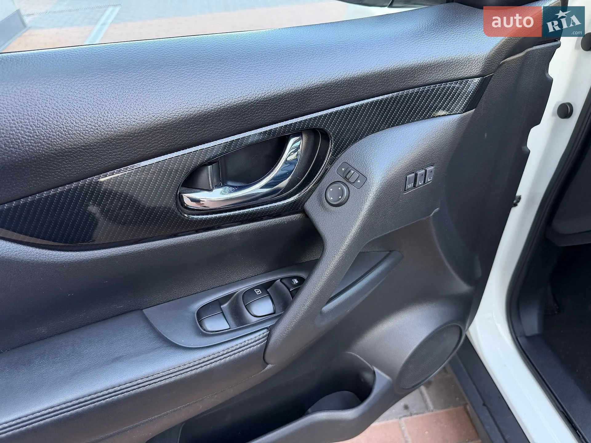2017 Nissan Rogue - мініатюра 36