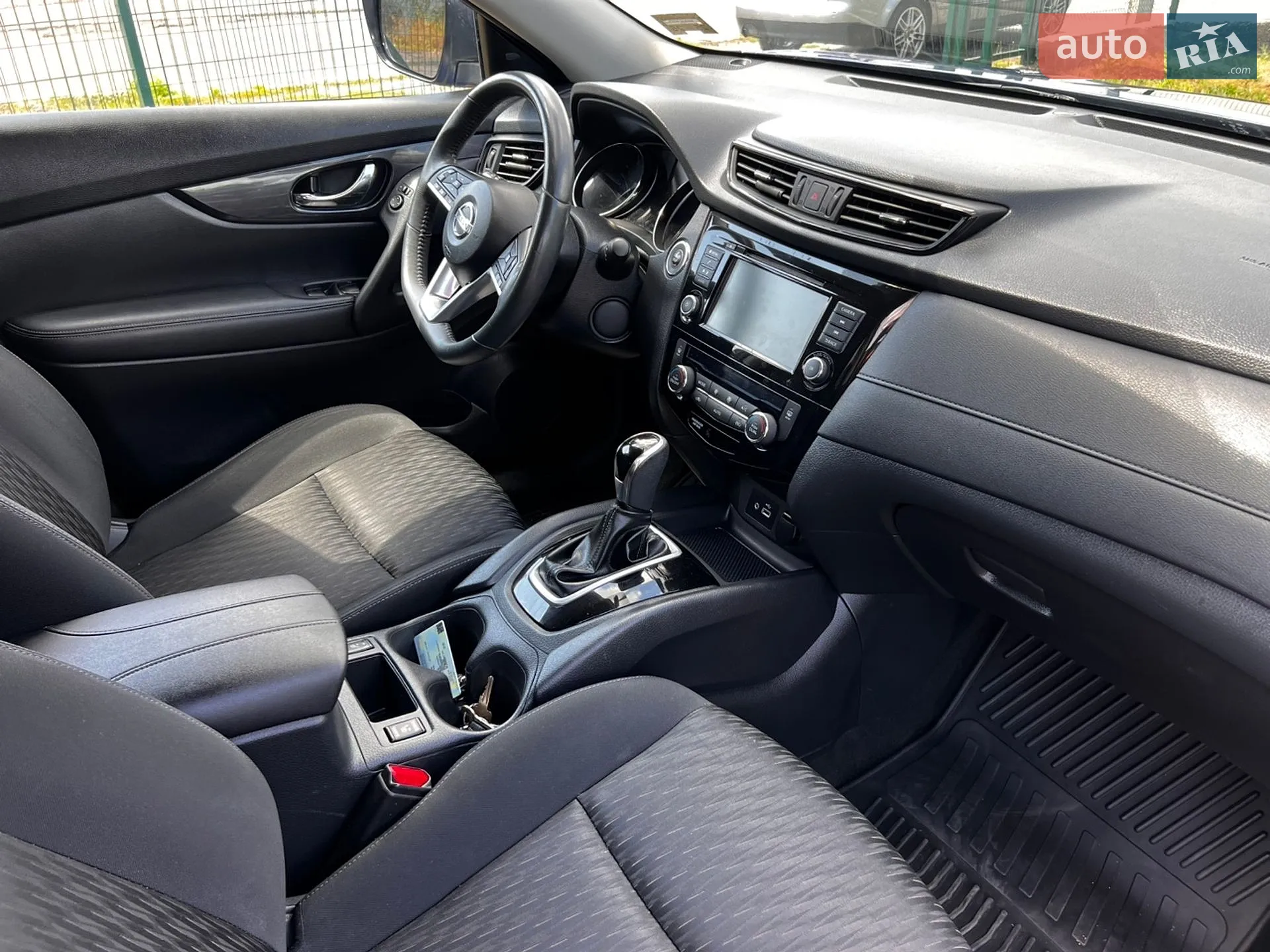 2018 Nissan Rogue - мініатюра 18