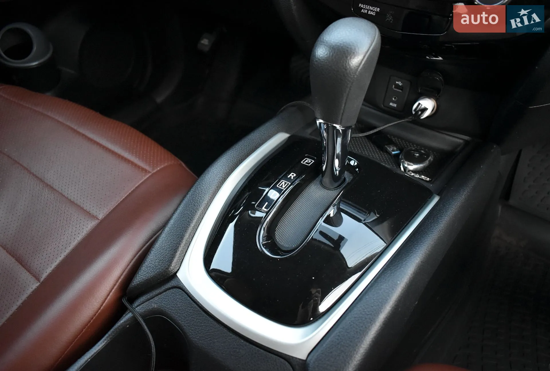 2016 Nissan Rogue - мініатюра 25