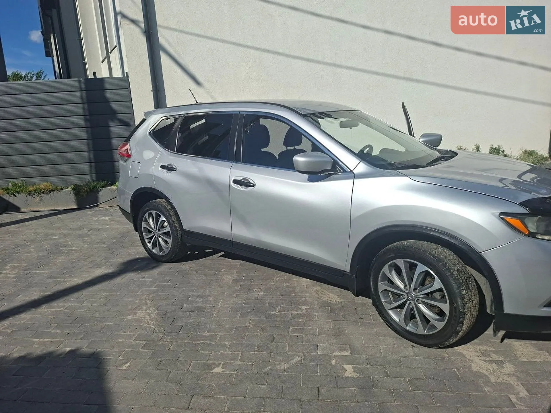 2016 Nissan Rogue - мініатюра 16