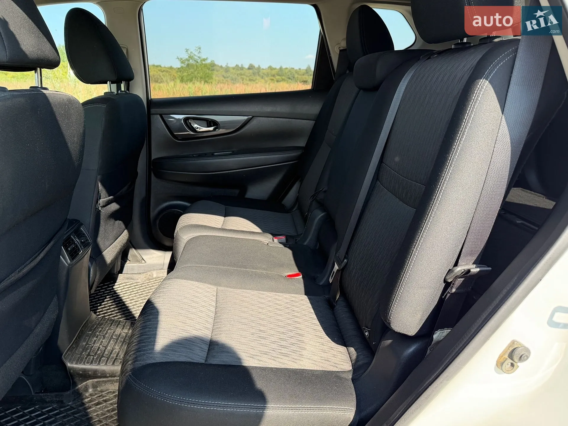 2016 Nissan Rogue - мініатюра 13