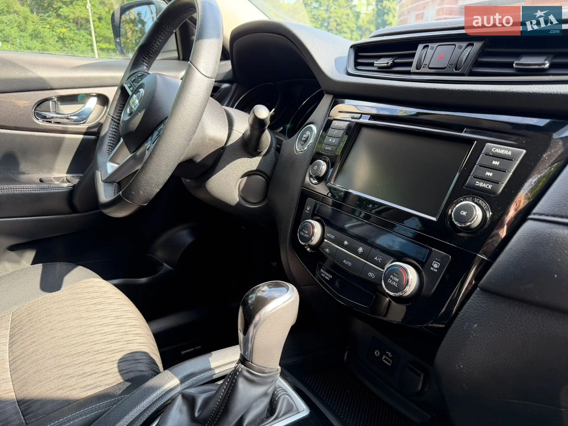 2019 Nissan Rogue - мініатюра 24