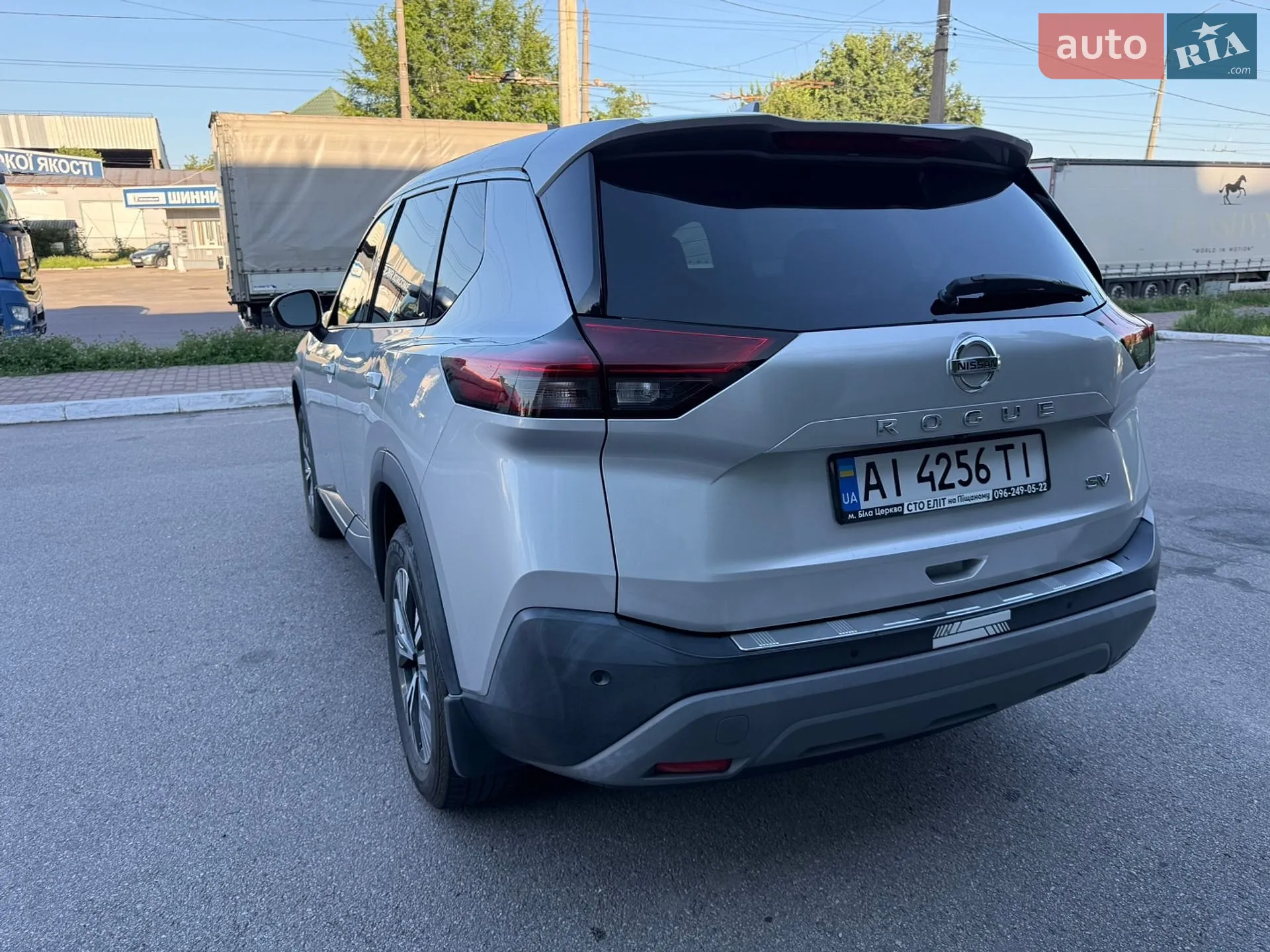 2021 Nissan Rogue - мініатюра 11