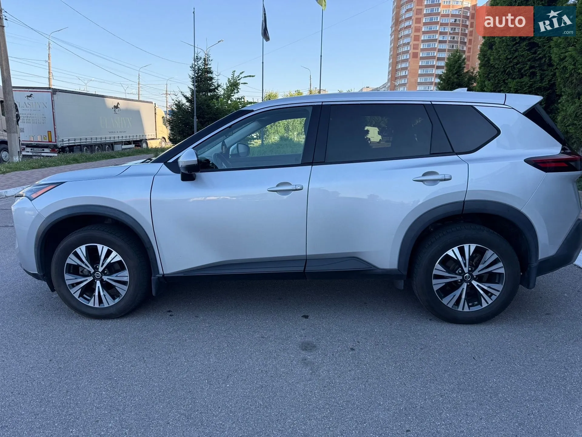 2021 Nissan Rogue - мініатюра 8