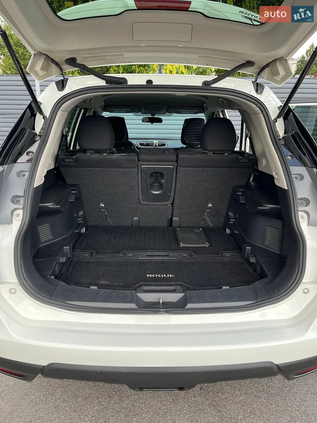 2015 Nissan Rogue - мініатюра 16