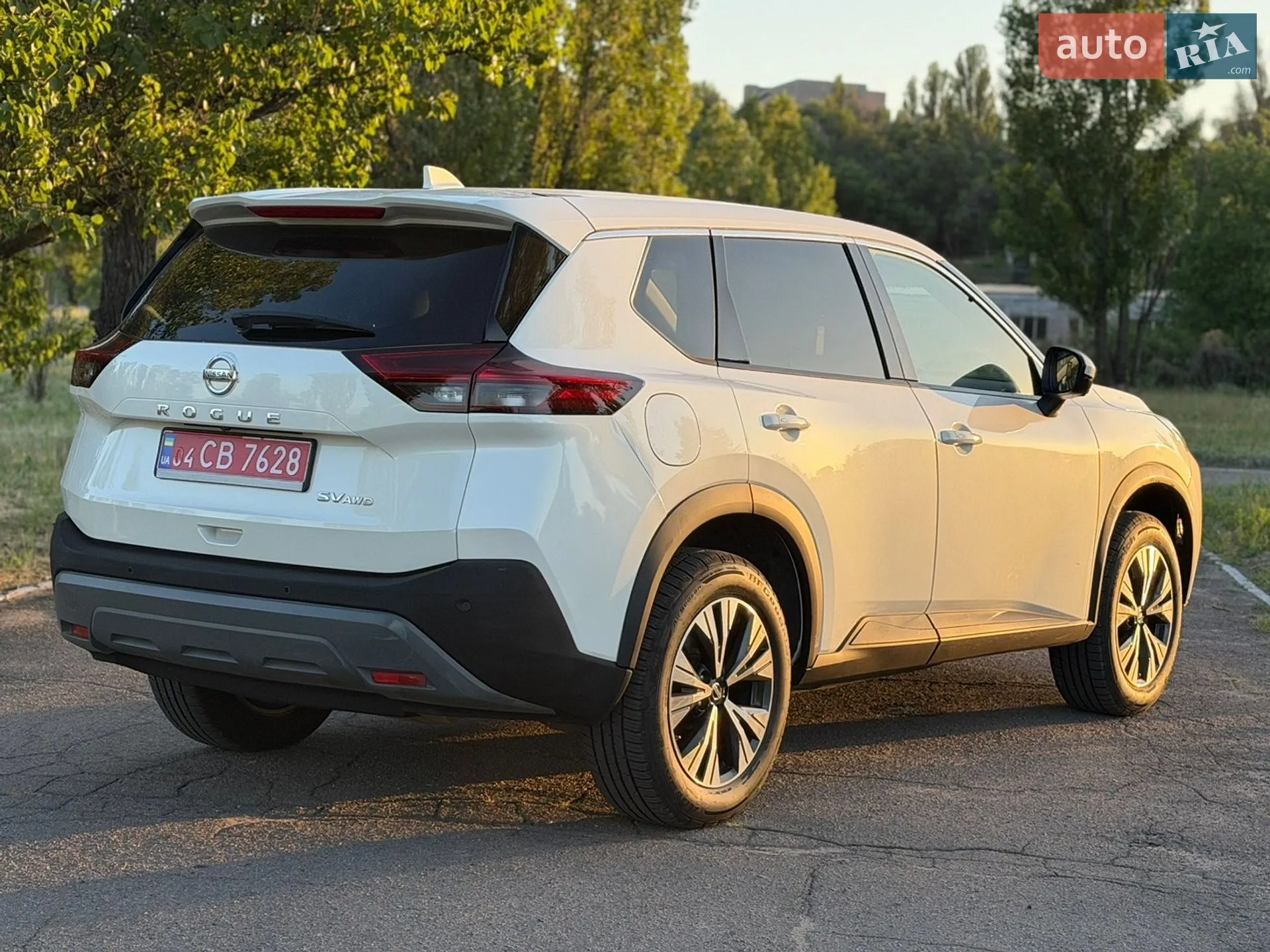 2021 Nissan Rogue - мініатюра 3